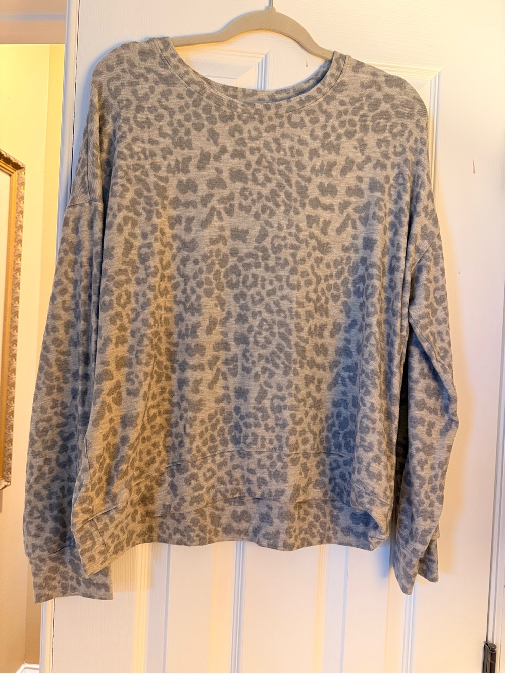 Sundry Light Gray Leopard-Print Pullover Sweatshirt